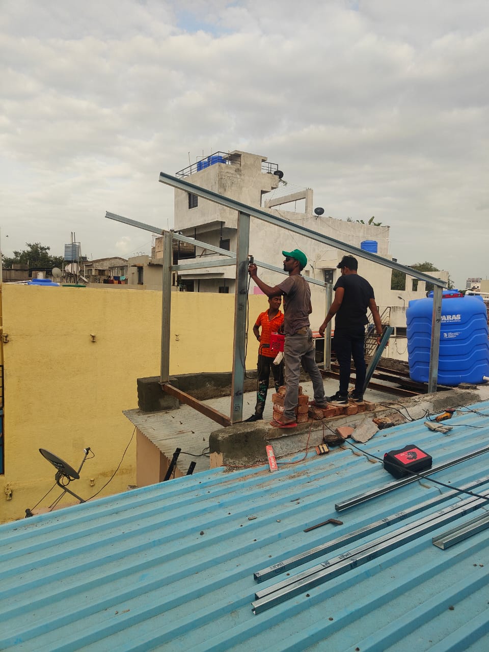 Solar Welding Structure